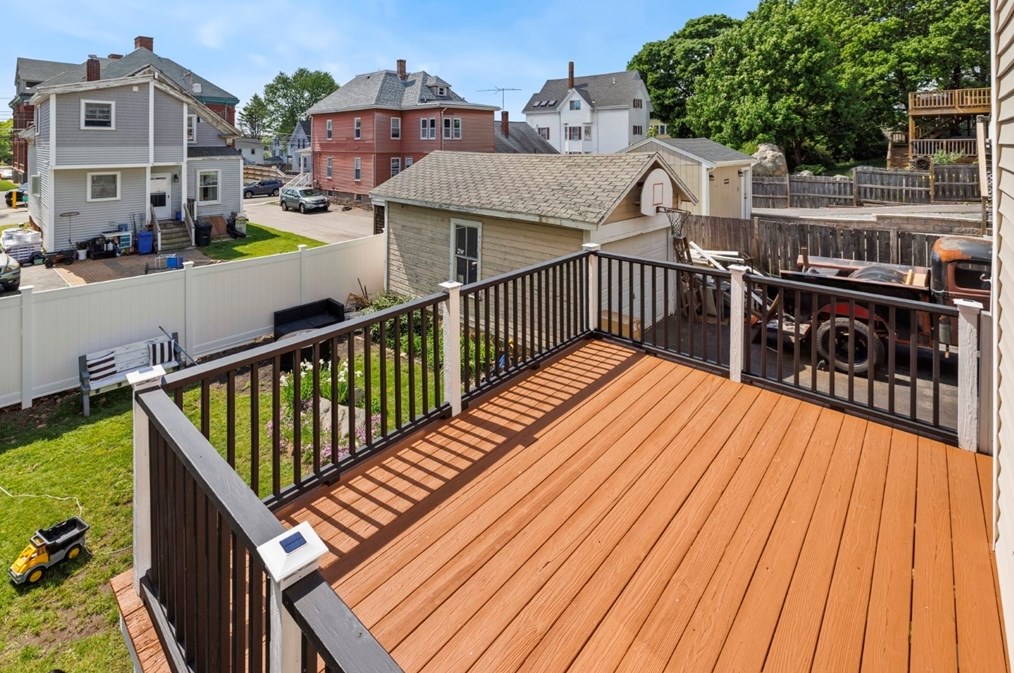 6 Mystic Ave, Gloucester MA  01930-2654 exterior