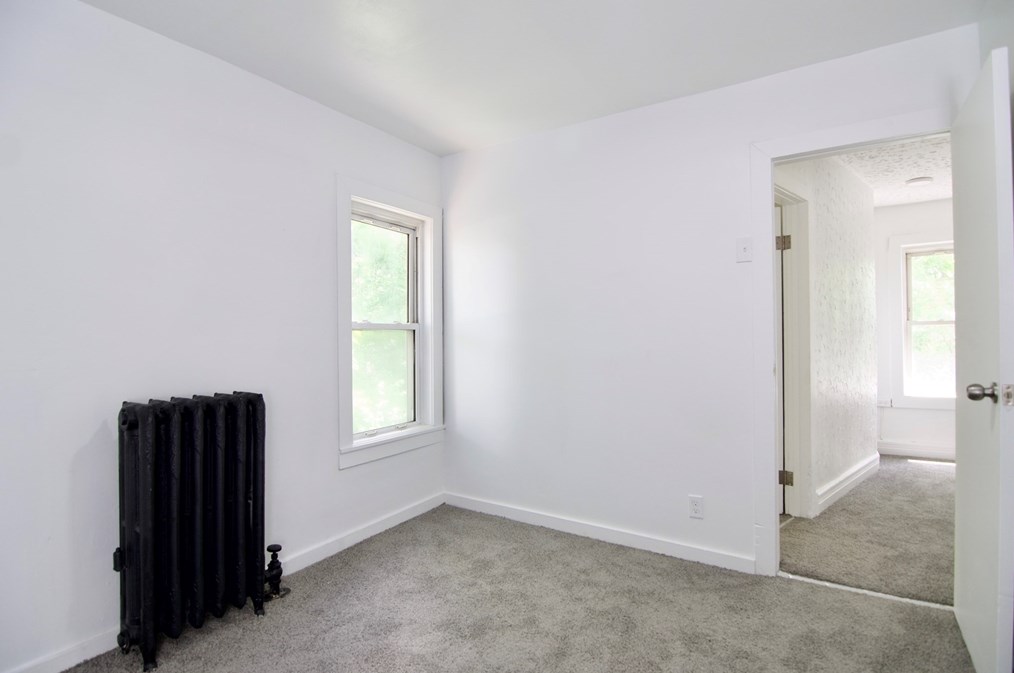 19 Greene Pl, Springfield MA  01109-4306 exterior