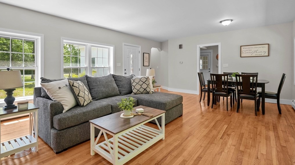 200 Olney St, Seekonk MA 02771-5712 exterior