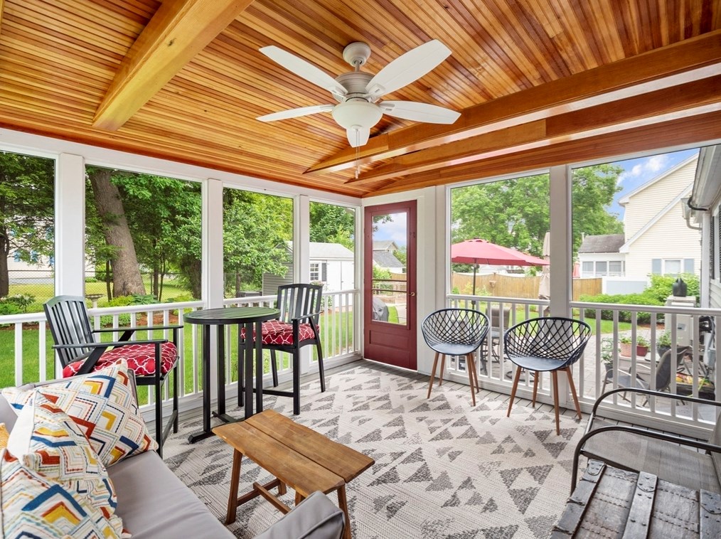 122 Fairfield St, Lowell MA 01851-4537 exterior