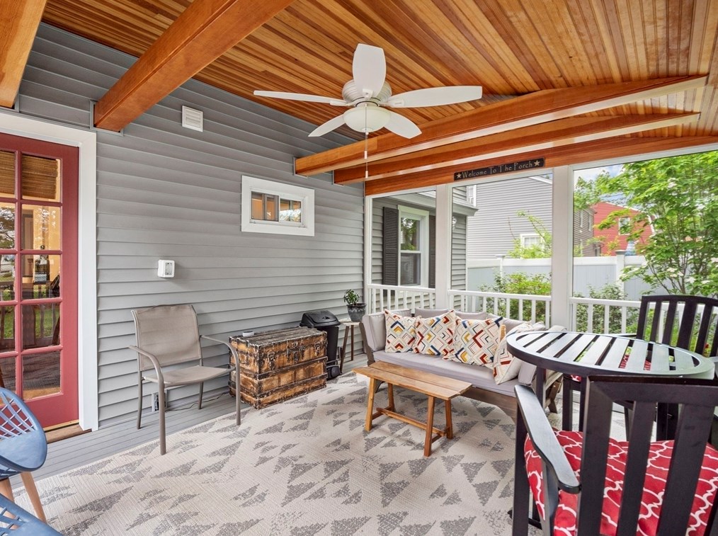 122 Fairfield St, Lowell MA 01851-4537 exterior