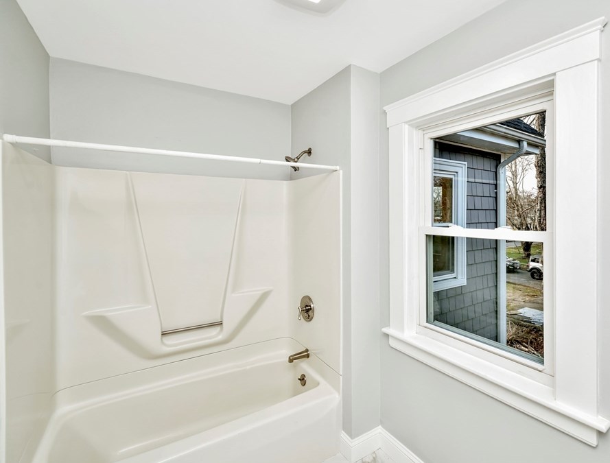 408 York St, Canton MA 02021-2446 exterior