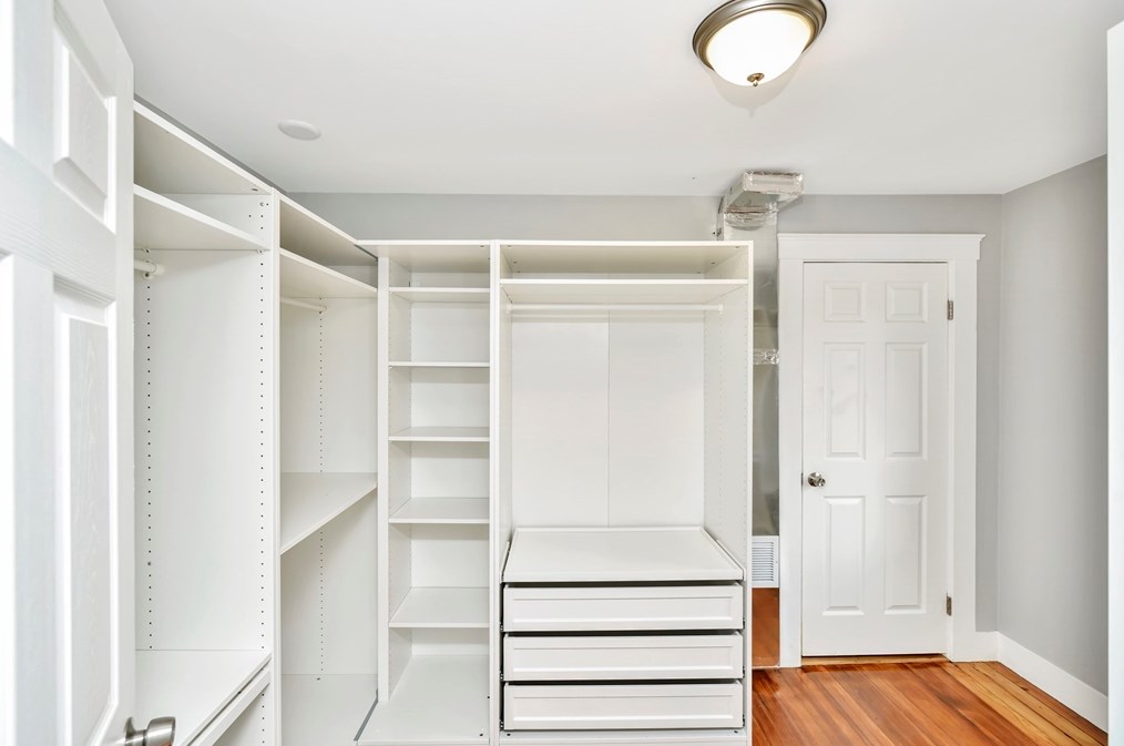 408 York St, Canton MA 02021-2446 exterior