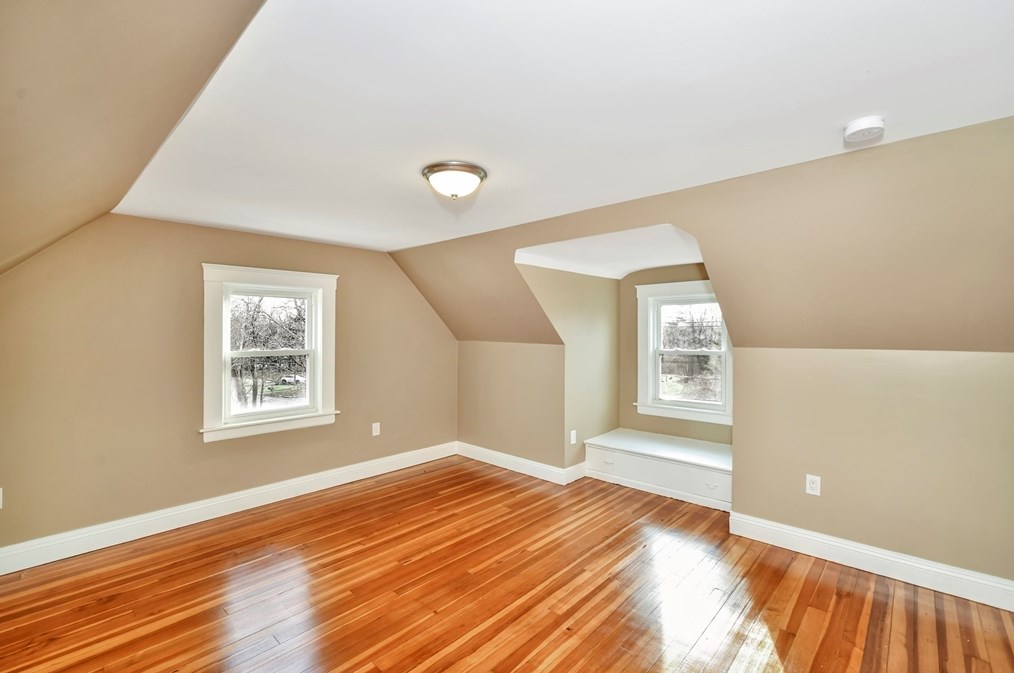 408 York St, Canton MA 02021-2446 exterior