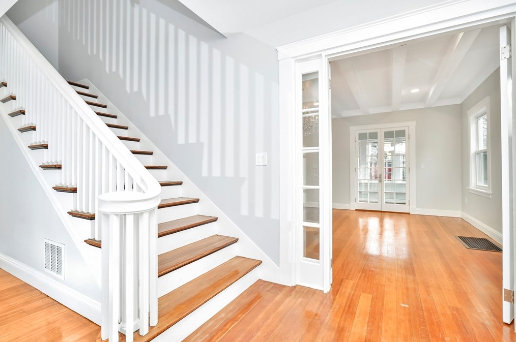 408 York St, Canton MA 02021-2446 exterior