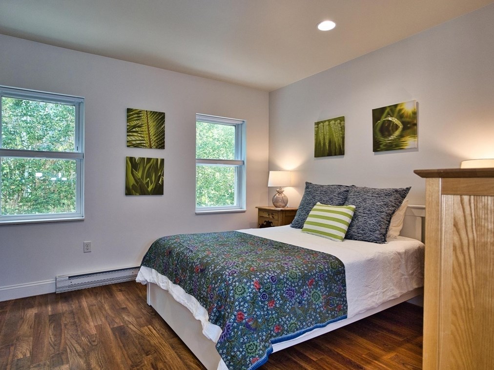 89 William St, Dartmouth MA  02748-3535 exterior