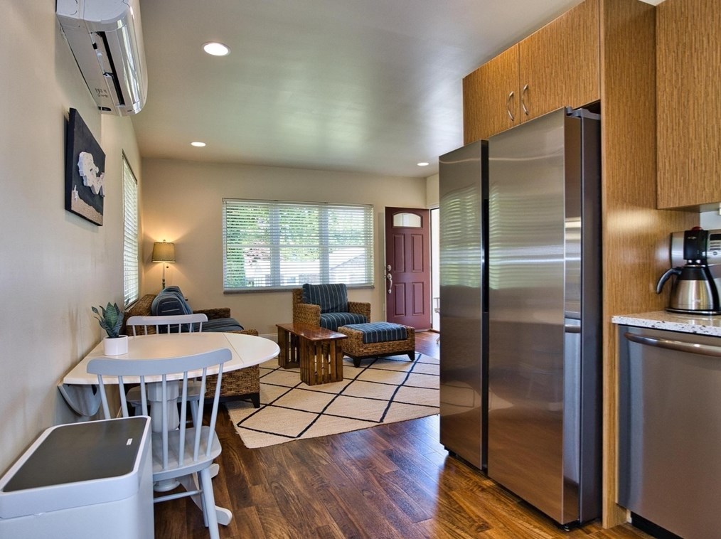 89 William St, Dartmouth MA  02748-3535 exterior