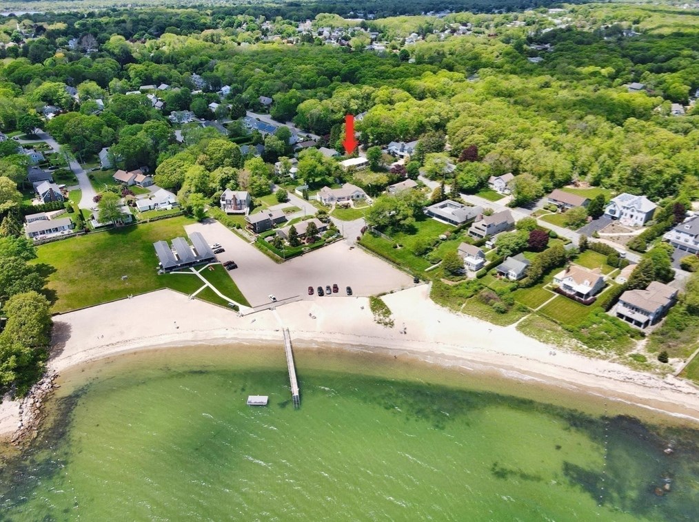 89 William St, Dartmouth MA  02748-3535 exterior