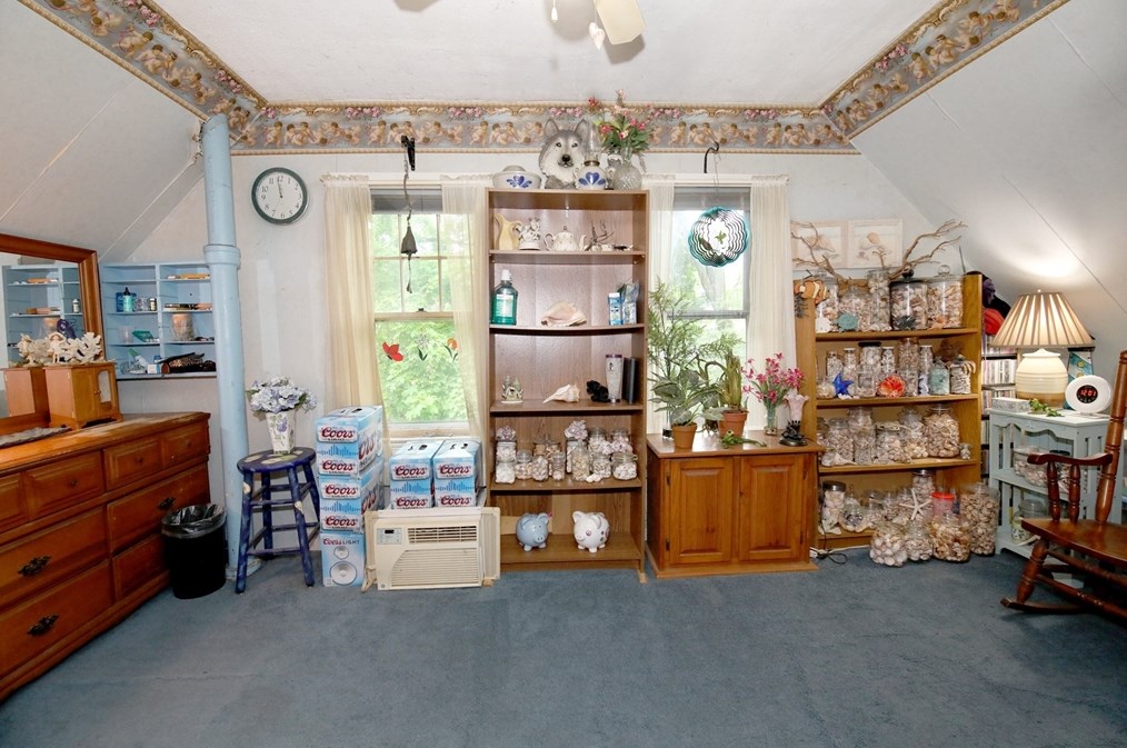 55 Brigham Pl, Whitman MA 02382-2503 exterior