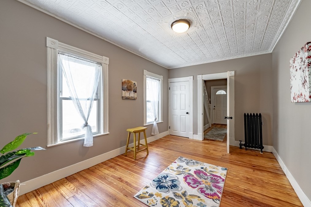 30 Beauchamp St, Springfield MA 01107-1315 exterior