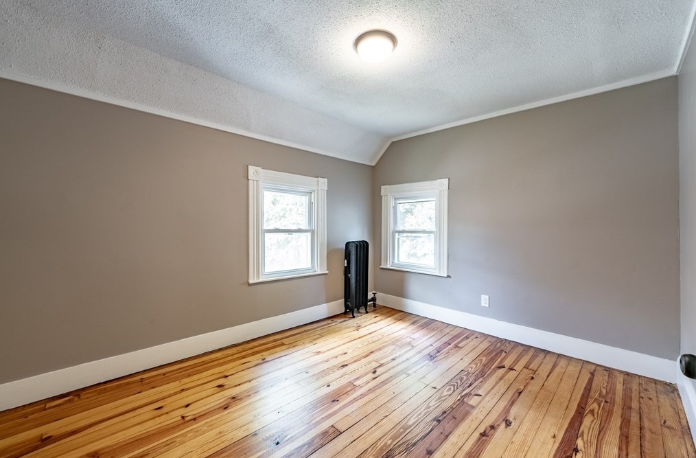 30 Beauchamp St, Springfield MA 01107-1315 exterior