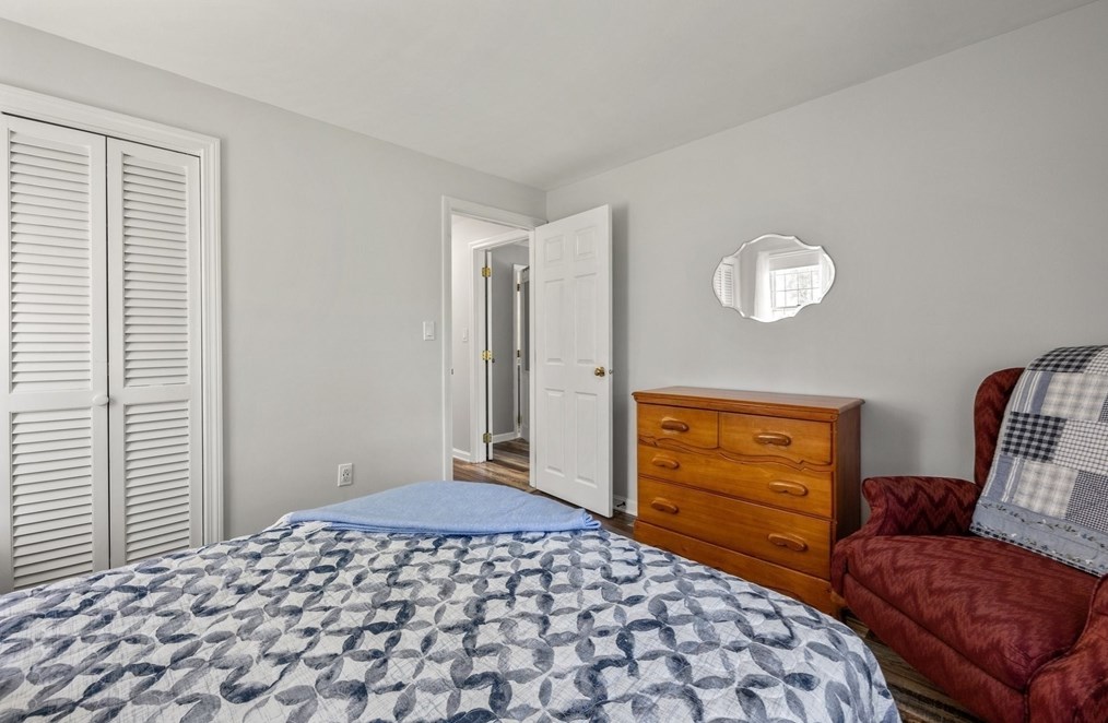 50 Monomoit Ln, Chatham MA 02633-2945 exterior