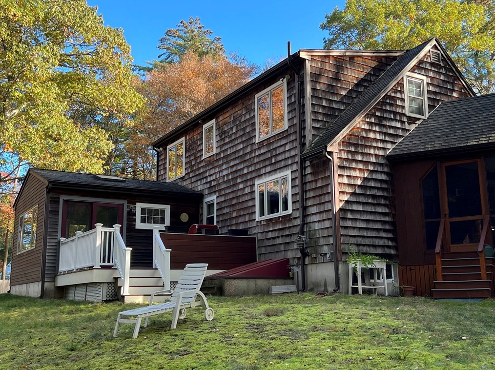 21 Rowley Bridge Rd, Topsfield MA 01983-2001 exterior