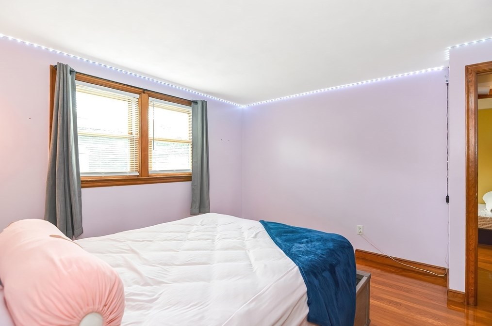 122 Washington St, Woburn MA  01801-4661 exterior