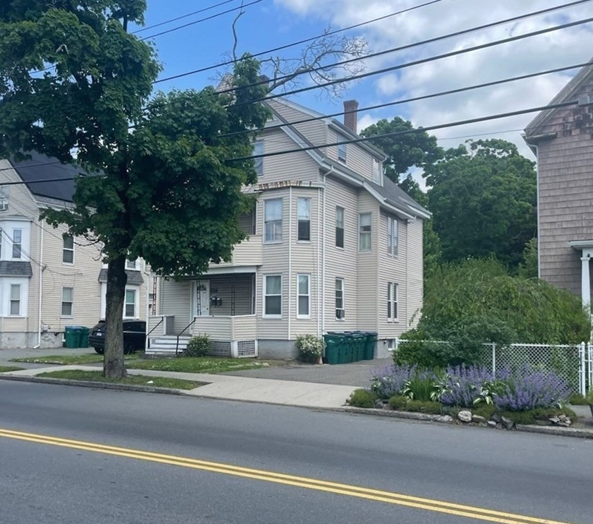 369 Eastern Ave, Lynn MA  01902-1667 exterior