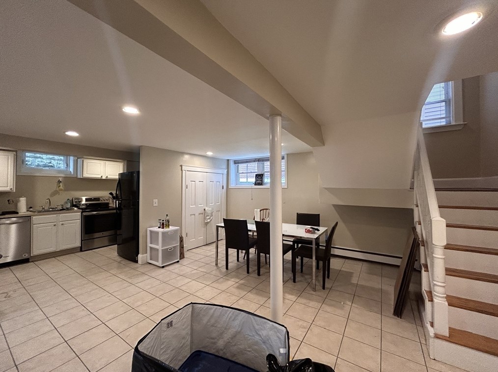 15 Wadsworth St #b, Boston, MA 02134