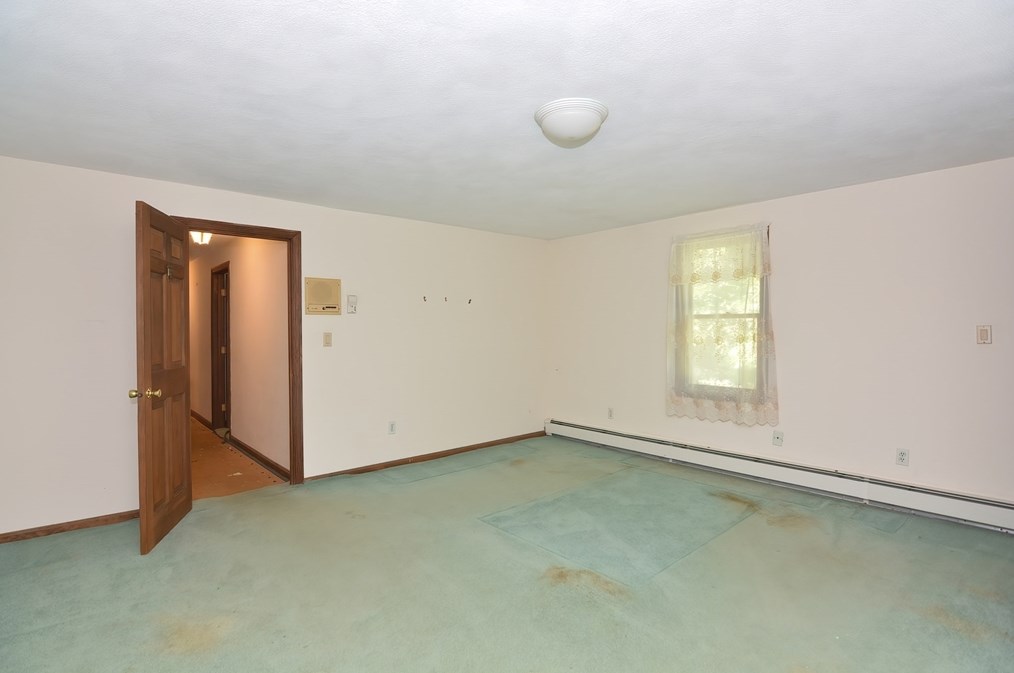 241 Prospect St, Franklin MA 02038-3405 exterior