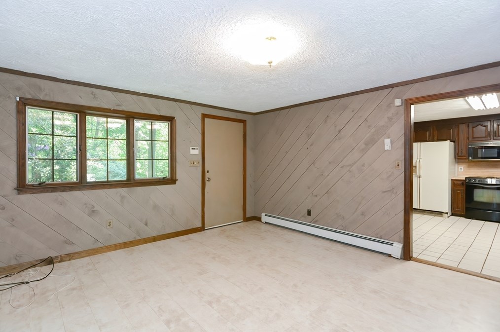 241 Prospect St, Franklin MA 02038-3405 exterior