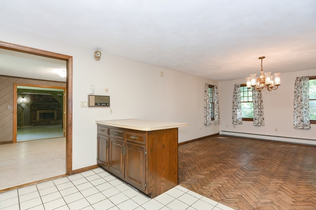 241 Prospect St, Franklin MA 02038-3405 exterior