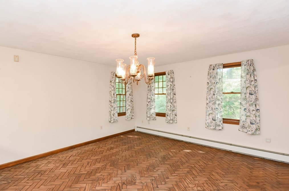 241 Prospect St, Franklin MA 02038-3405 exterior