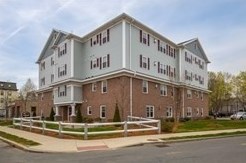 185 Essex St #3d, Melrose, MA 02176