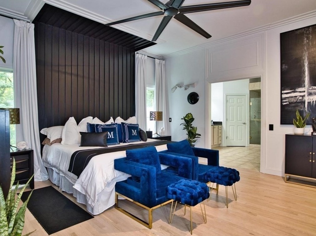 1274 Old Fall Riv Rd, Dartmouth MA 02747-1158 exterior