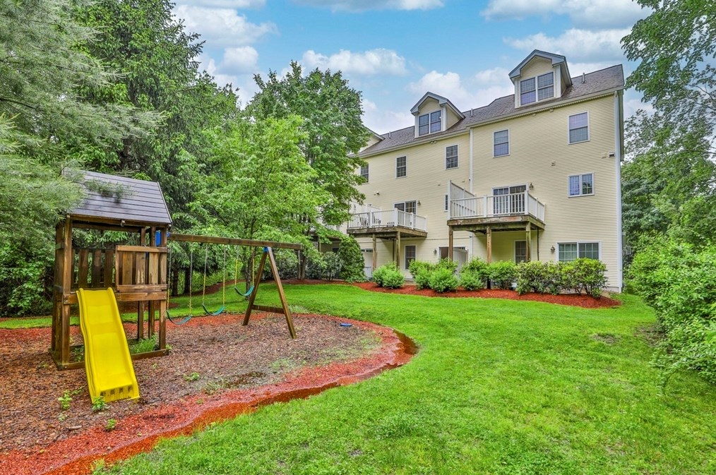 139 Prospect St, Acton MA  01720-3655 exterior