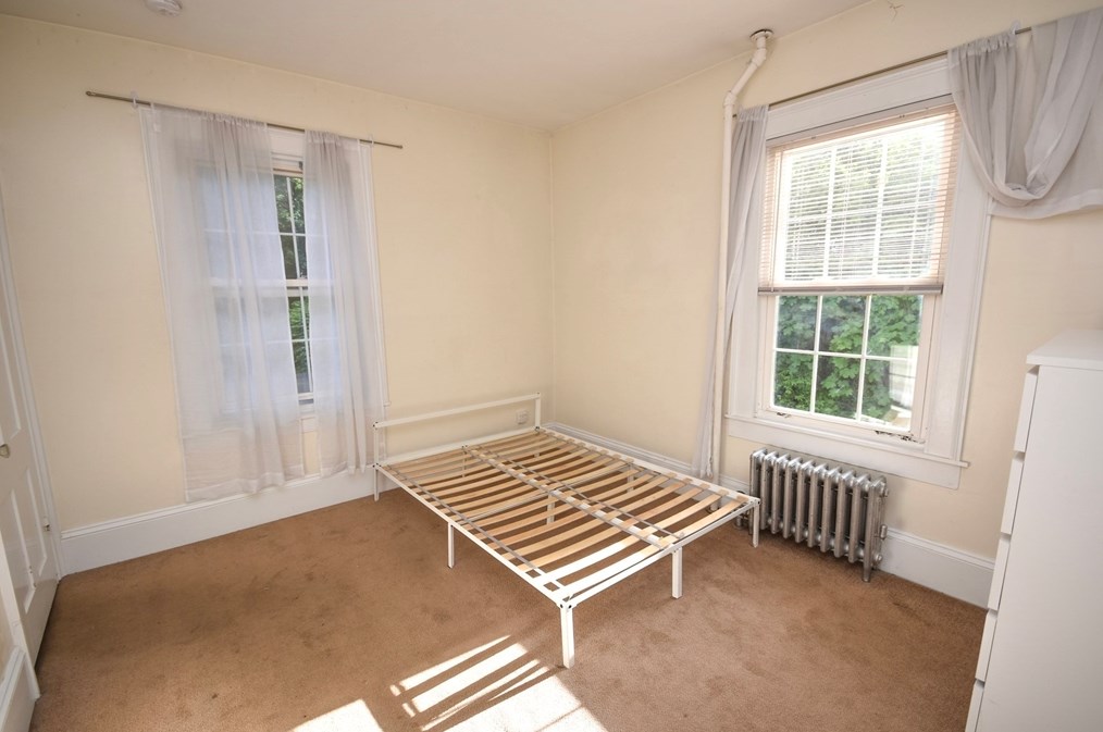 487 Main St, Amherst MA 01002-2368 exterior