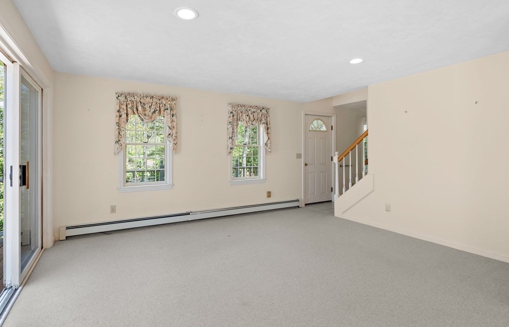 25 Grn Acres Ln, Sandwich MA 02644-1500 exterior