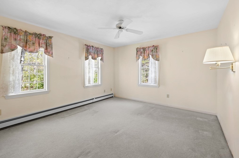 25 Grn Acres Ln, Sandwich MA 02644-1500 exterior