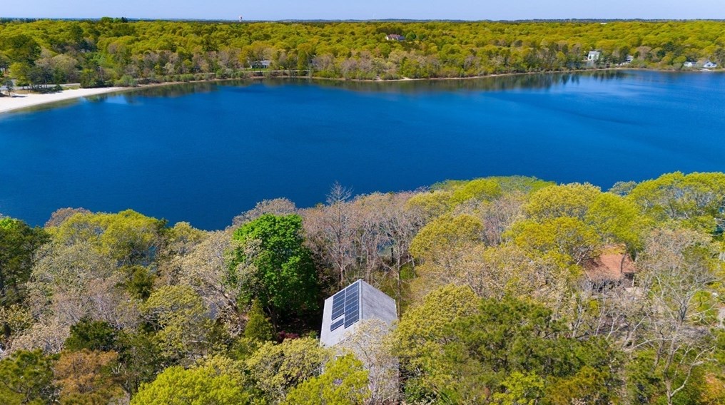 25 Grn Acres Ln, Sandwich MA 02644-1500 exterior