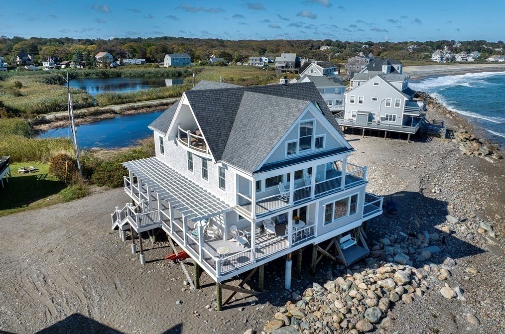 61 Seaside Rd, Scituate, MA 02066 exterior