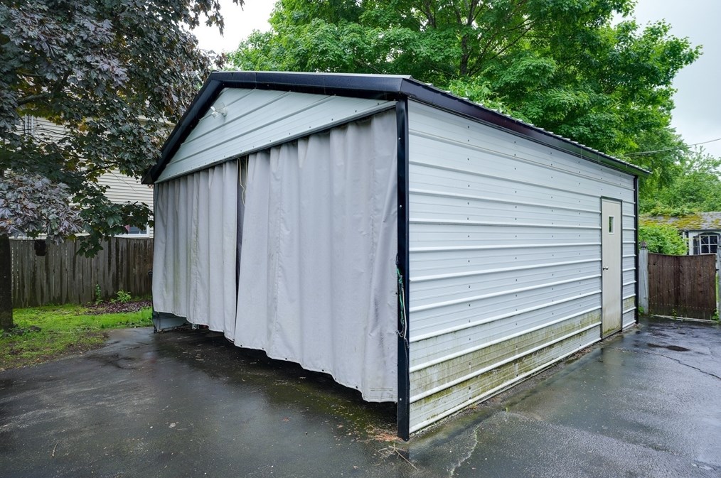 21 Fernglade Rd, Burlington MA 01803-2431 exterior