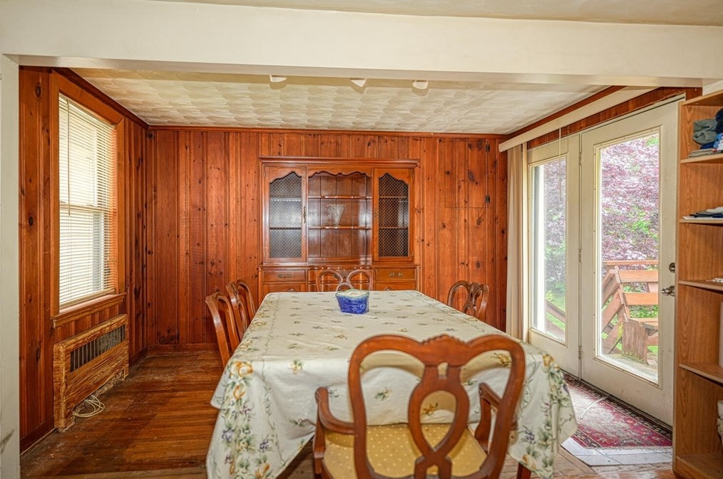 24 Stewart Ter, Belmont MA 02478-3956 exterior