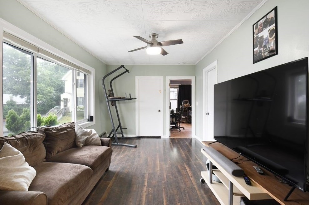 10 Short St, Leominster MA 01453 exterior