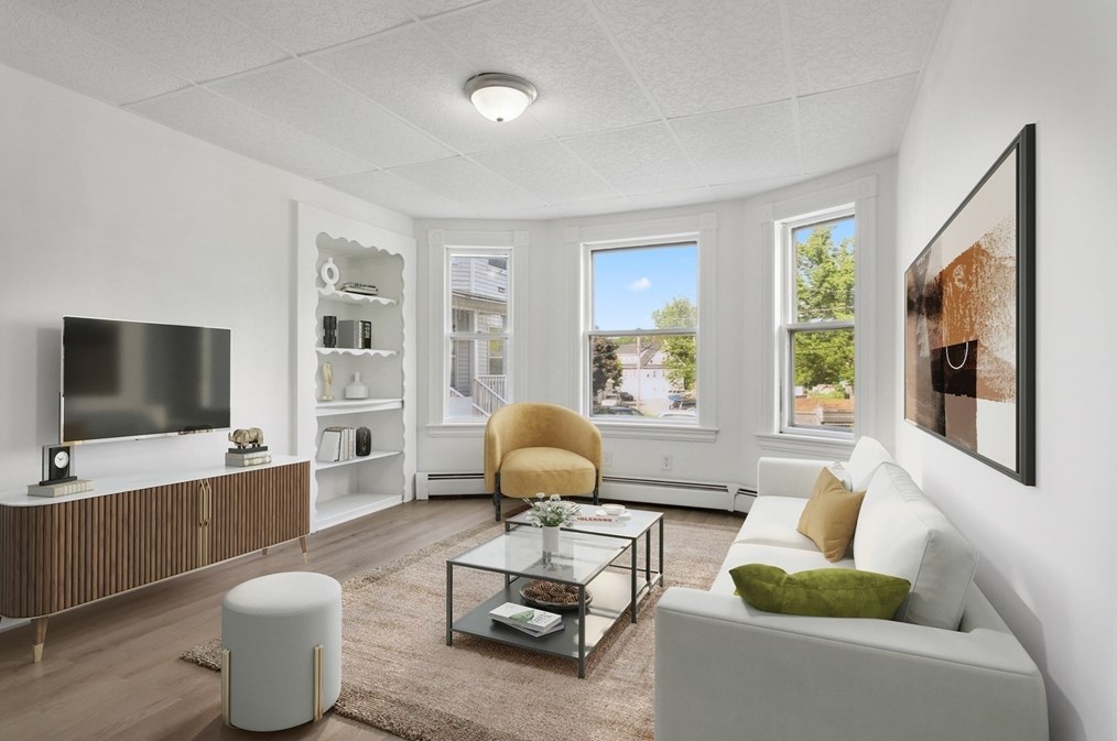 266 Bailey St, Lawrence MA  01843-1802 exterior