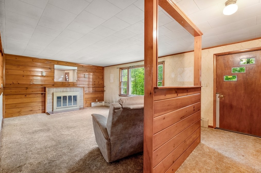 110 Leland Hl Rd, Sutton MA 01590-2913 exterior