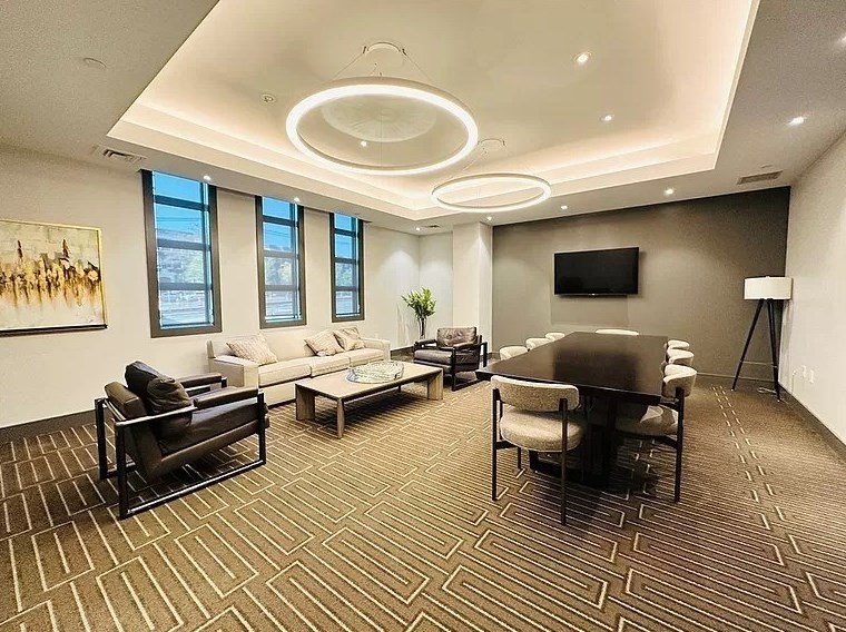 1650 Commonwealth Ave #406, Boston, MA 02135