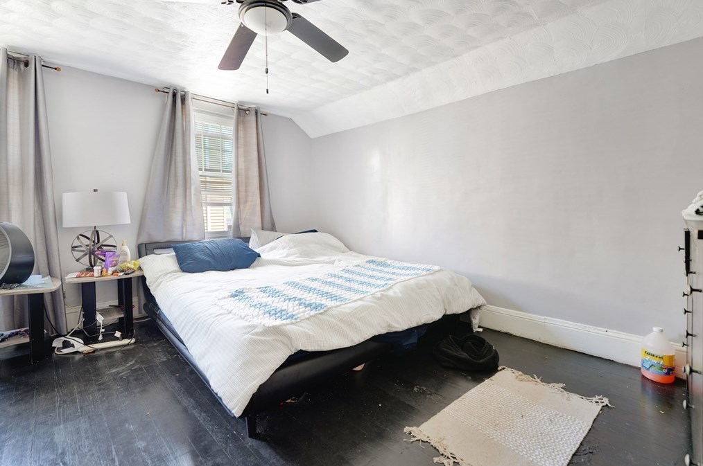 150 Fair St, New Bedford MA 02740-3153 exterior