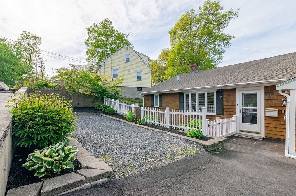 48 Morningside Path, Weymouth MA  02189-1920 exterior