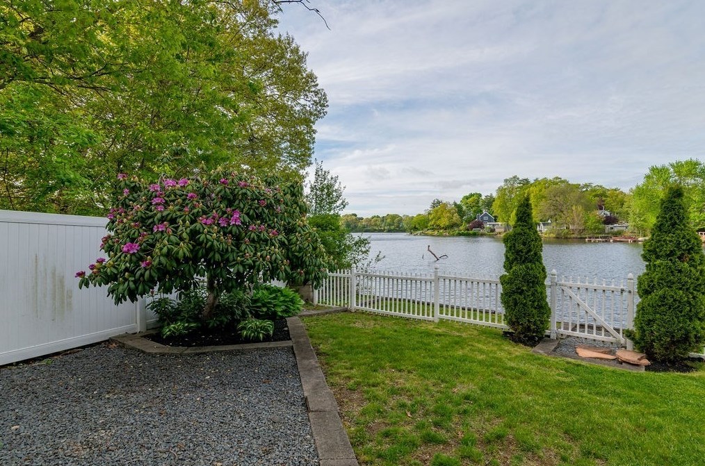 48 Morningside Path, Weymouth MA  02189-1920 exterior