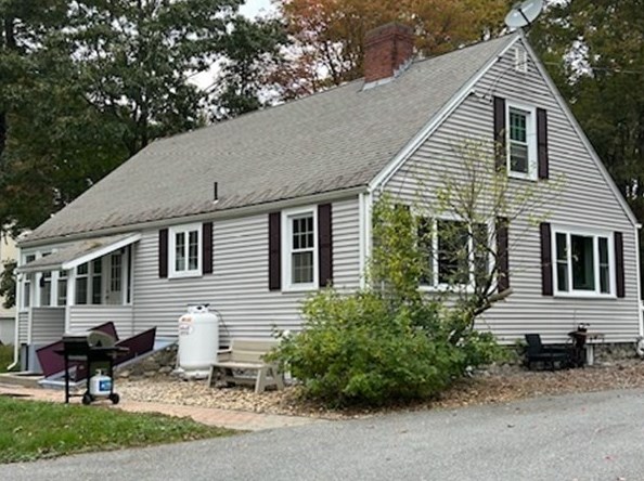 2303 Turnpike St, North Andover, MA 01845 exterior