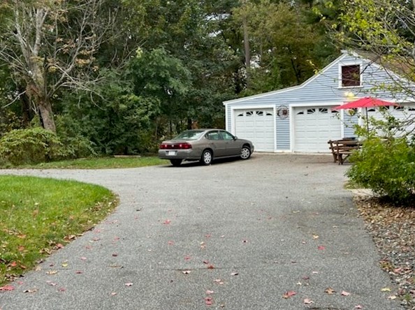 2303 Turnpike St, North Andover MA 01845-5813 exterior