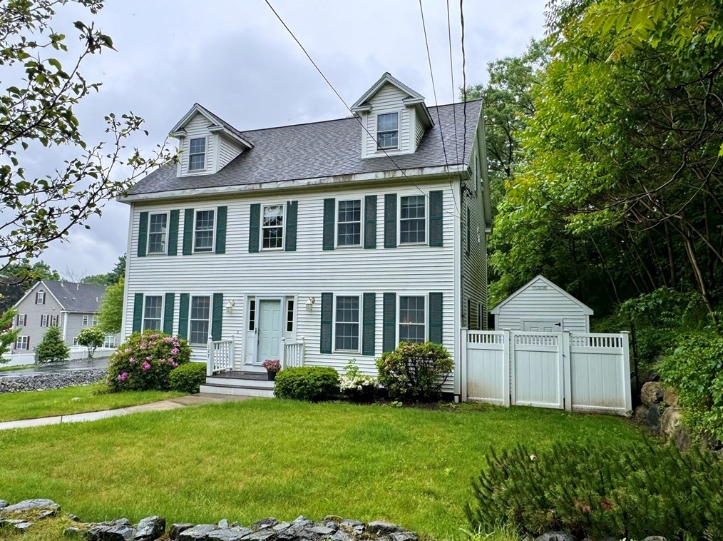 127 Harrison Ave, Woburn, MA 01801 exterior