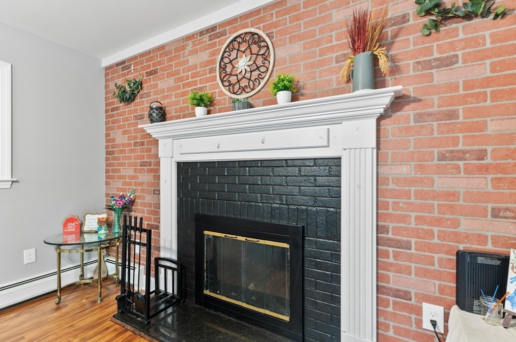 706 Conant Rd, Royalston MA 01331-9453 exterior