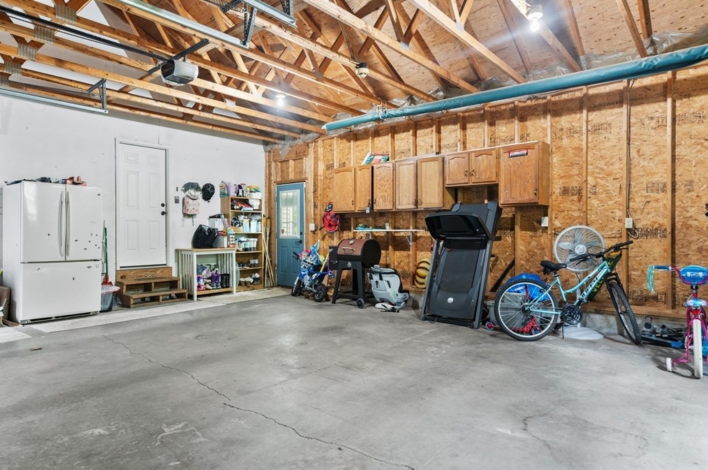 706 Conant Rd, Royalston MA 01331-9453 exterior