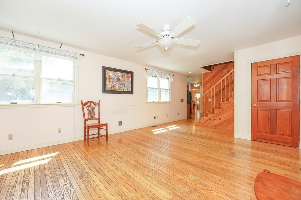 456 Gleasondale Rd, Stow MA  01775-1437 exterior