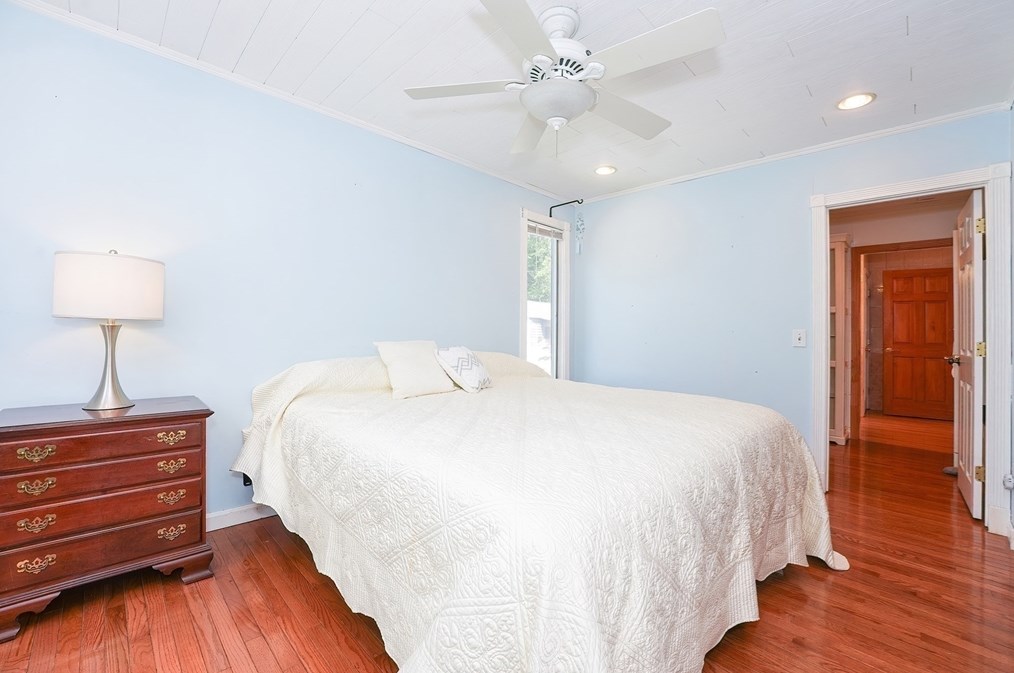 456 Gleasondale Rd, Stow MA  01775-1437 exterior