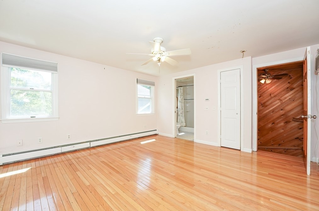 456 Gleasondale Rd, Stow MA  01775-1437 exterior