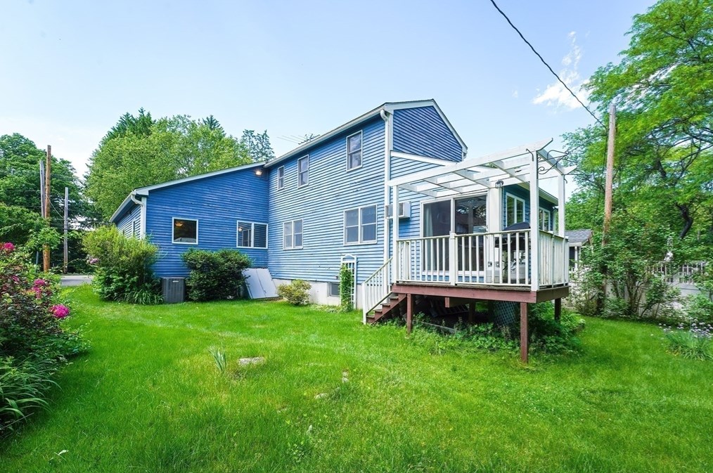 456 Gleasondale Rd, Stow MA  01775-1437 exterior